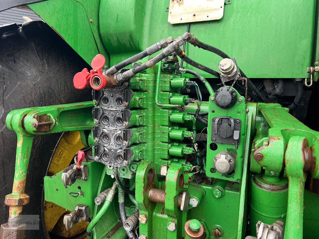 Traktor типа John Deere 8330, Gebrauchtmaschine в Prenzlau (Фотография 15)
