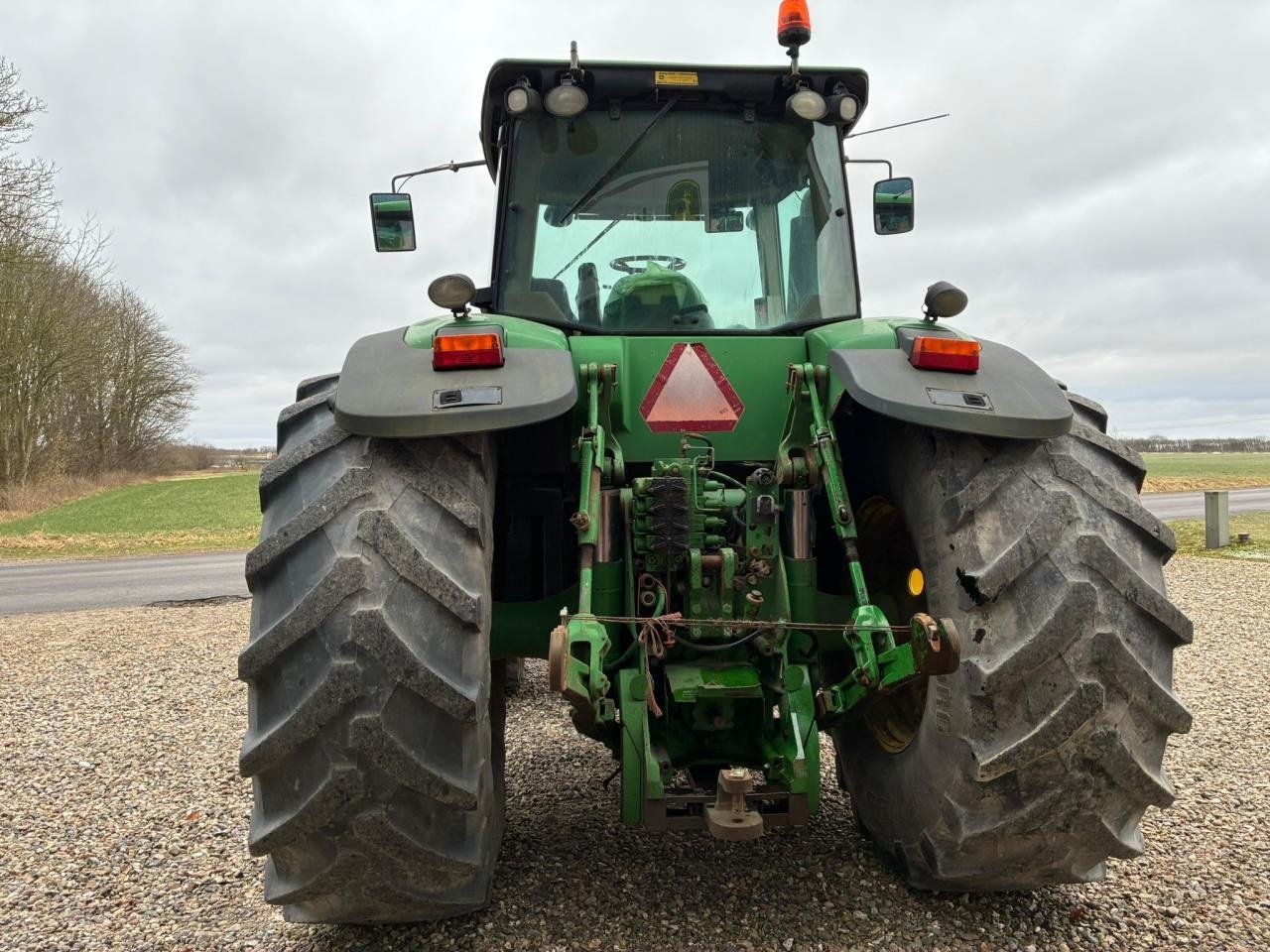 Traktor типа John Deere 8330, Gebrauchtmaschine в Videbæk (Фотография 5)