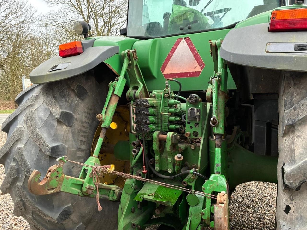 Traktor типа John Deere 8330, Gebrauchtmaschine в Videbæk (Фотография 9)