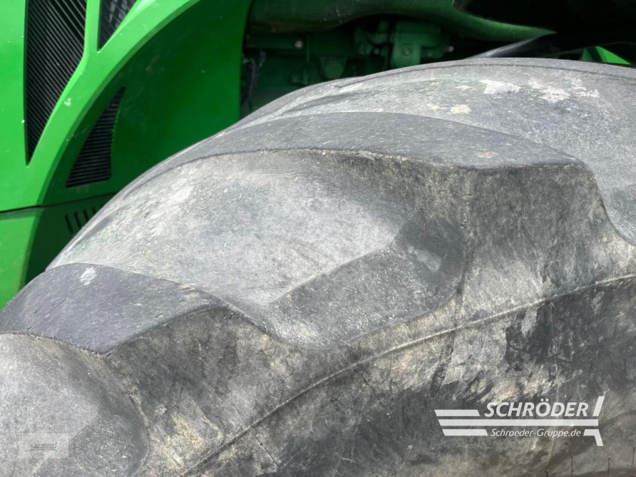 Traktor del tipo John Deere 8335 R AUTOPOWER + ZWILLINGSBEREIFUNG, Gebrauchtmaschine In Leizen (Immagine 4)