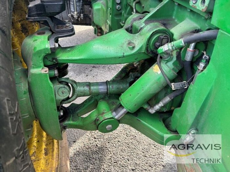 Traktor of the type John Deere 8335 R, Gebrauchtmaschine in Meppen (Picture 8)