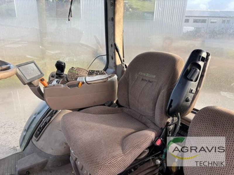 Traktor of the type John Deere 8335 R, Gebrauchtmaschine in Meppen (Picture 12)