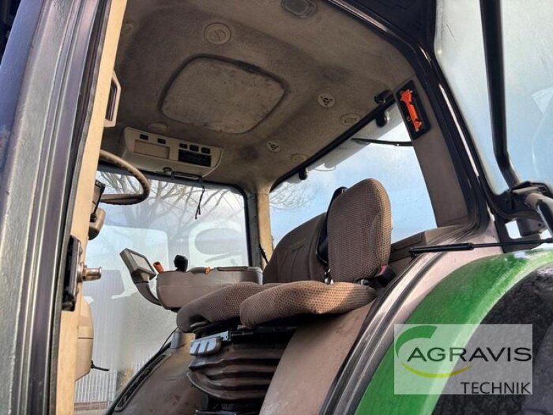 Traktor of the type John Deere 8335 R, Gebrauchtmaschine in Meppen (Picture 11)