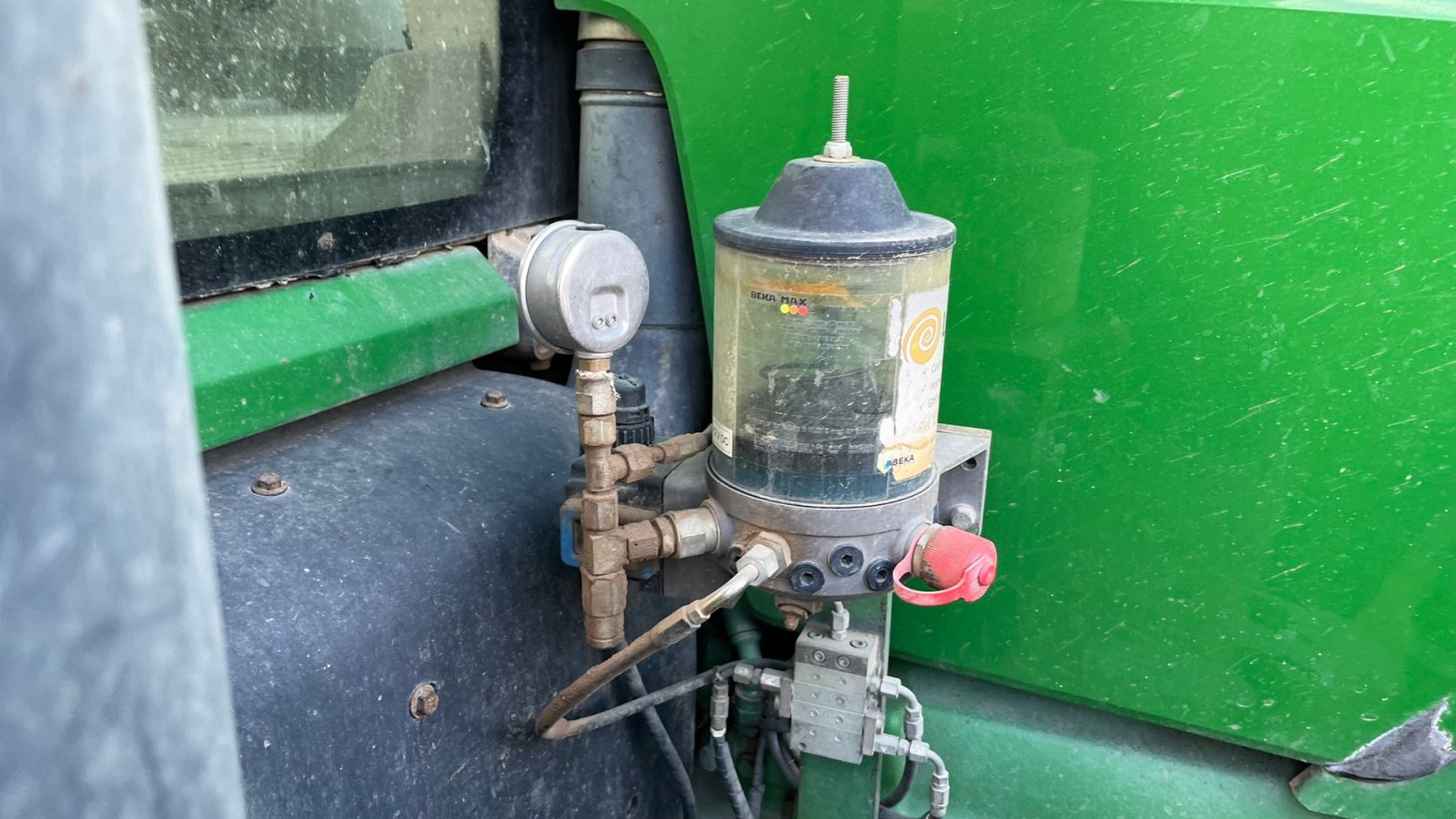 Traktor des Typs John Deere 8335R IVT-AutoPower med frontlift, Gebrauchtmaschine in Lintrup (Bild 23)