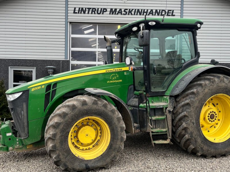 Traktor des Typs John Deere 8335R IVT-AutoPower med frontlift, Gebrauchtmaschine in Lintrup