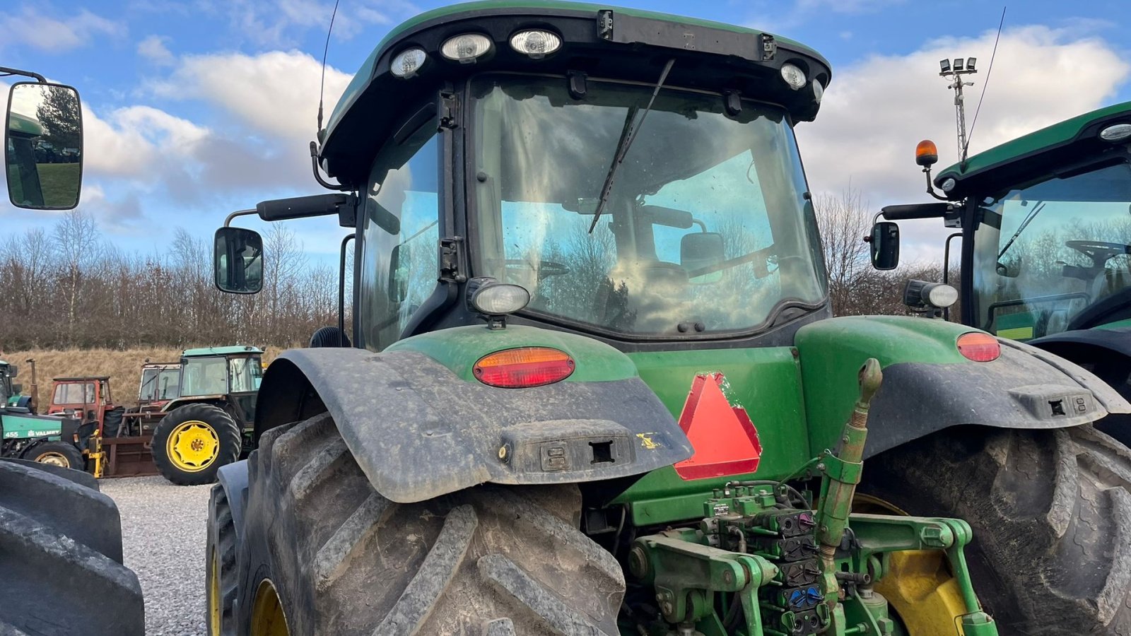 Traktor des Typs John Deere 8335R IVT-AutoPower med frontlift, Gebrauchtmaschine in Lintrup (Bild 18)
