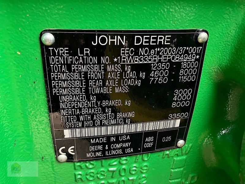 Traktor des Typs John Deere 8335R *Powr Shift*, Gebrauchtmaschine in Salsitz (Bild 3)