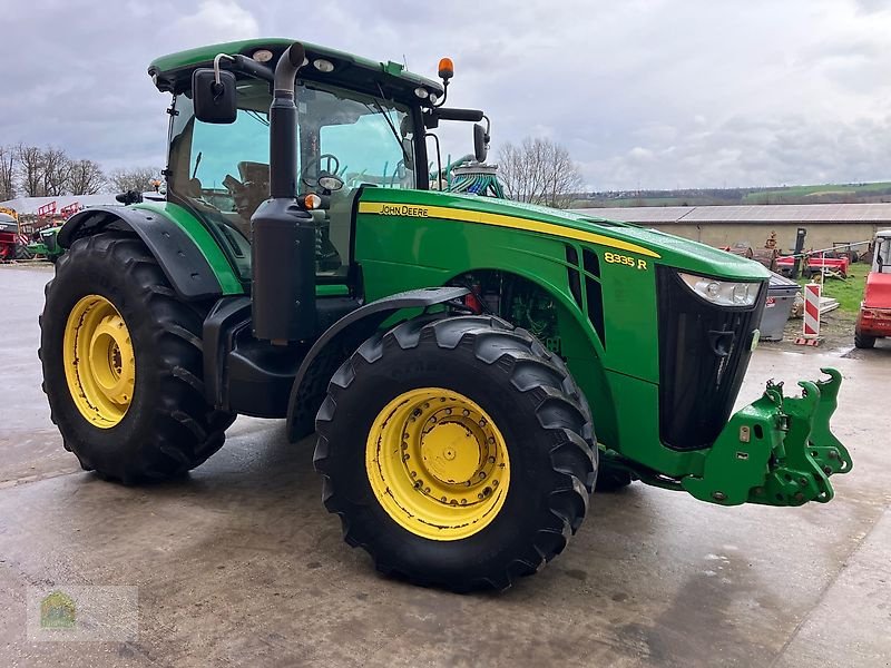 Traktor typu John Deere 8335R *Powr Shift*, Gebrauchtmaschine w Salsitz (Zdjęcie 5)