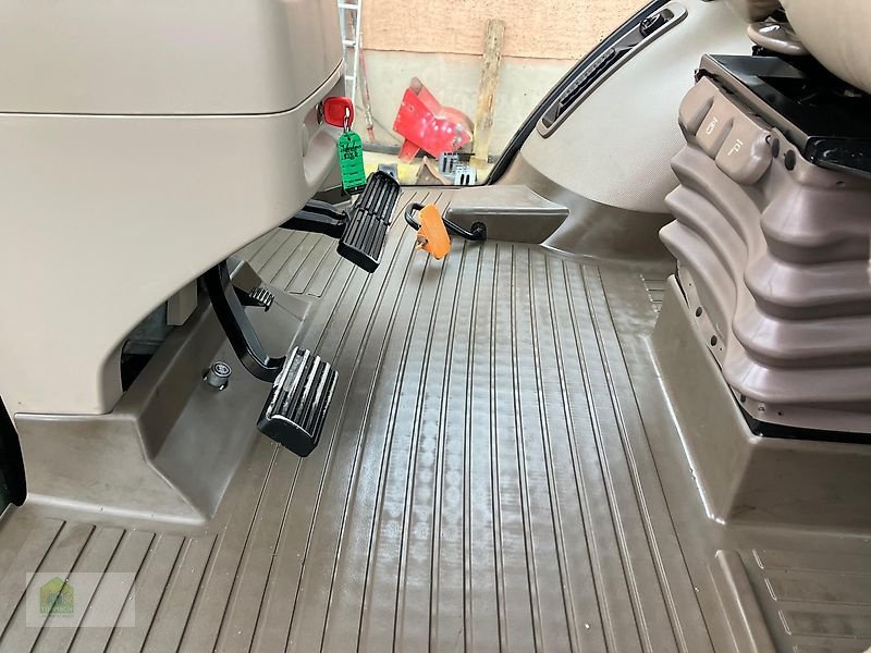 Traktor typu John Deere 8335R *Powr Shift*, Gebrauchtmaschine w Salsitz (Zdjęcie 30)