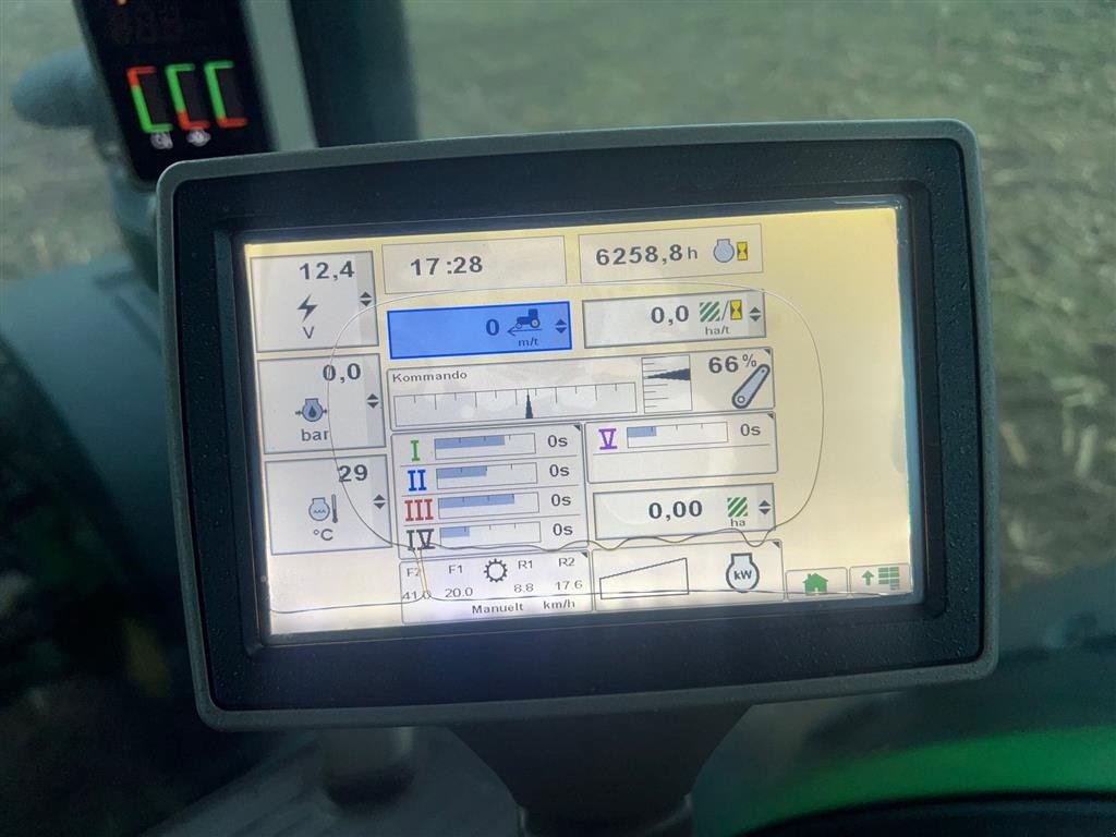 Traktor van het type John Deere 8335R, Gebrauchtmaschine in Tønder (Foto 5)