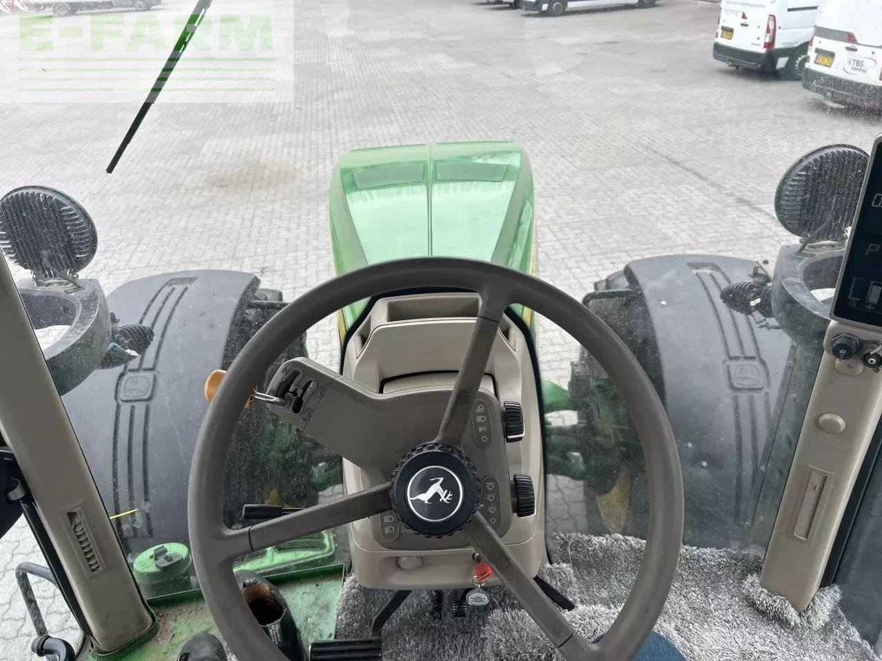 Traktor za tip John Deere 8335r, Gebrauchtmaschine u RANDERS SV (Slika 3)