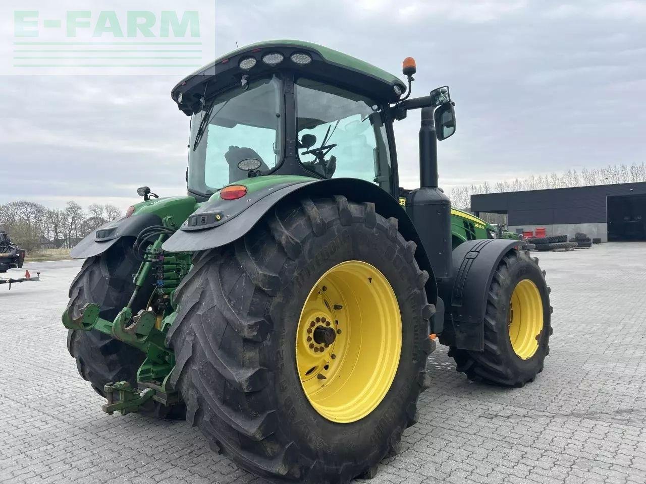 Traktor za tip John Deere 8335r, Gebrauchtmaschine u RANDERS SV (Slika 7)