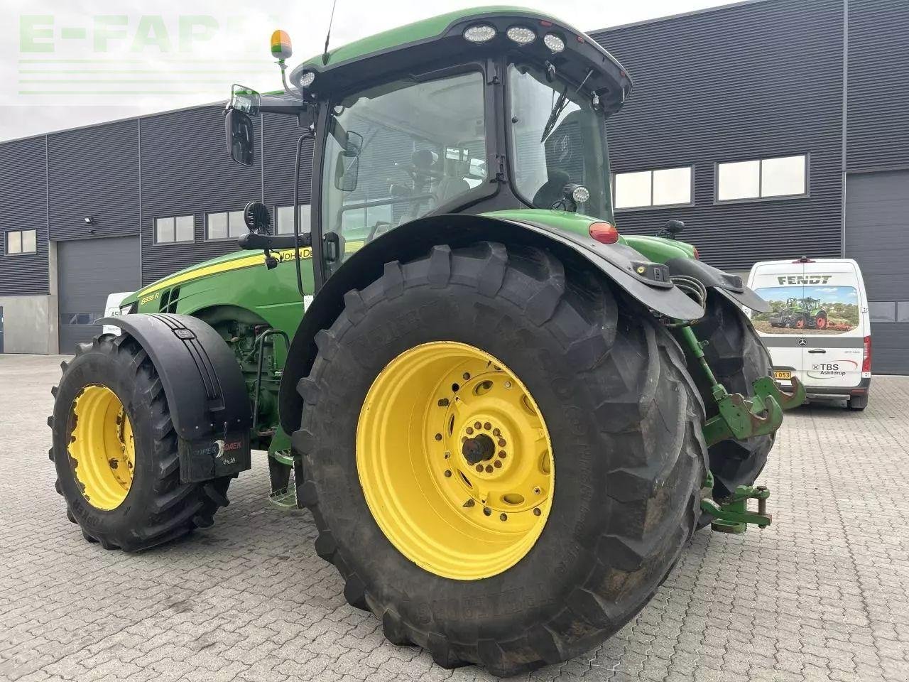 Traktor za tip John Deere 8335r, Gebrauchtmaschine u RANDERS SV (Slika 9)