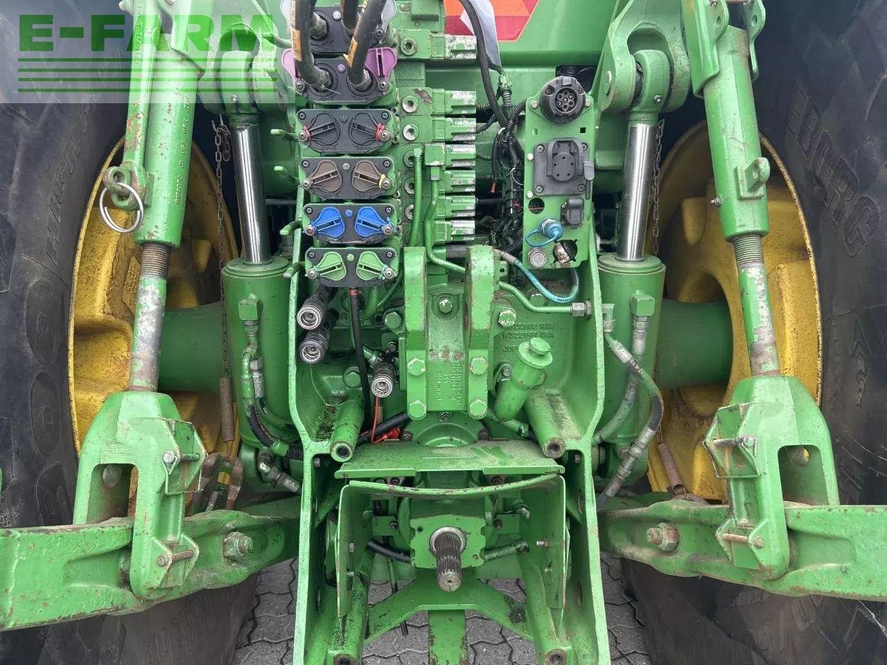 Traktor za tip John Deere 8335r, Gebrauchtmaschine u RANDERS SV (Slika 11)