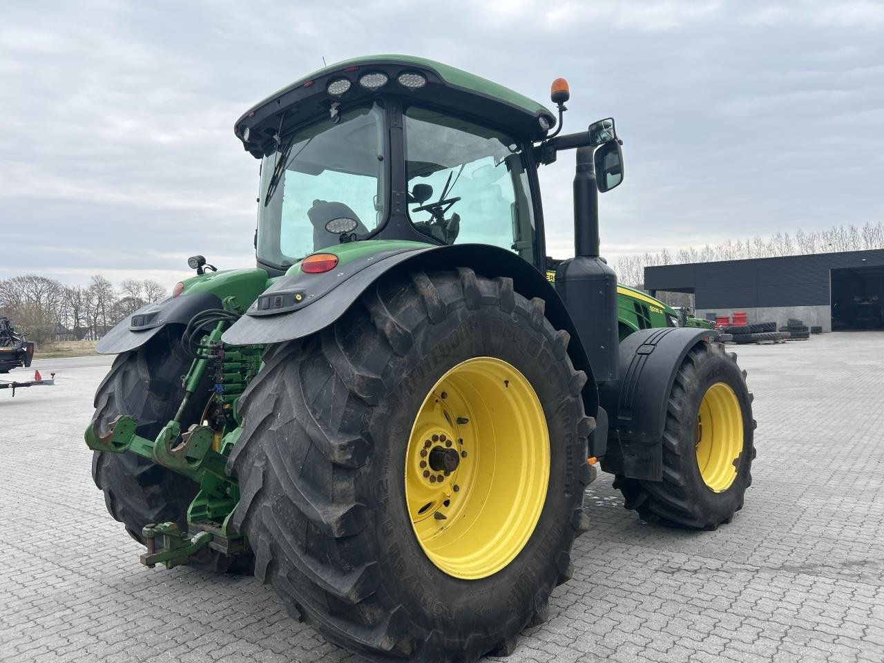 Traktor typu John Deere 8335R, Gebrauchtmaschine w Randers SV (Zdjęcie 7)