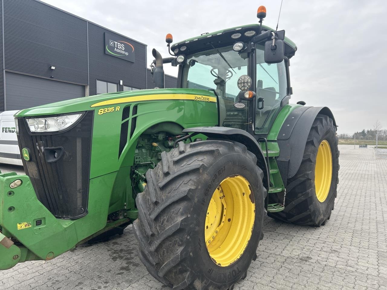 Traktor typu John Deere 8335R, Gebrauchtmaschine w Randers SV (Zdjęcie 2)
