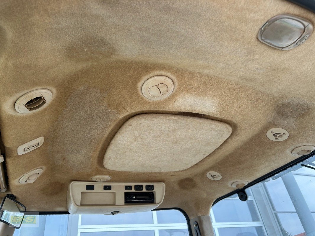 Traktor от тип John Deere 8335R, Gebrauchtmaschine в Grabow (Снимка 15)