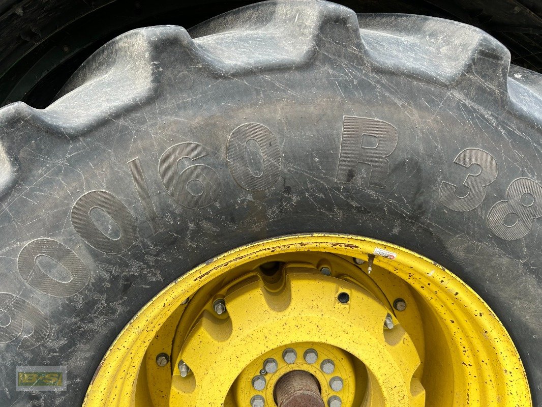 Traktor от тип John Deere 8335R, Gebrauchtmaschine в Grabow (Снимка 16)