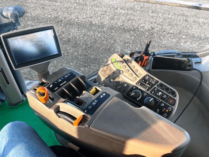 Traktor типа John Deere 8335RT, Gebrauchtmaschine в SAINT-GERMAIN DU PUY (Фотография 10)