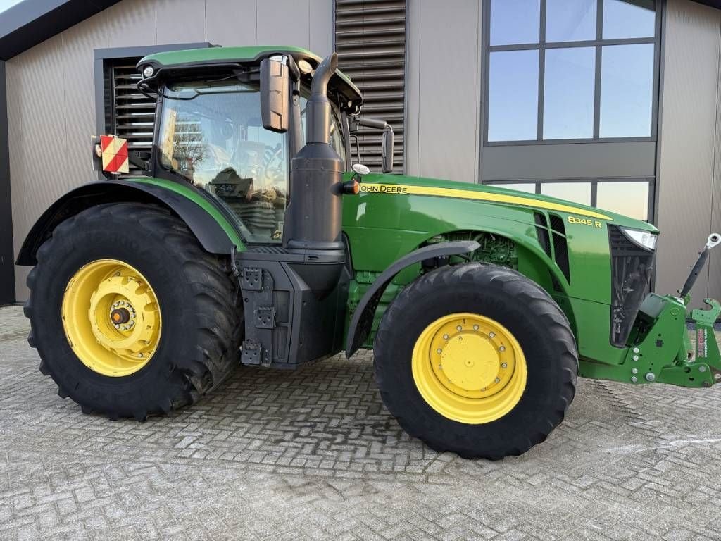 Traktor του τύπου John Deere 8345 R, Gebrauchtmaschine σε Luttenberg (Φωτογραφία 4)
