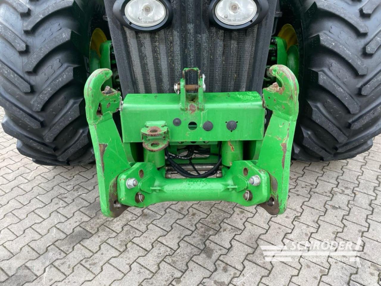 Traktor des Typs John Deere 8345 R, Gebrauchtmaschine in Wildeshausen (Bild 8)