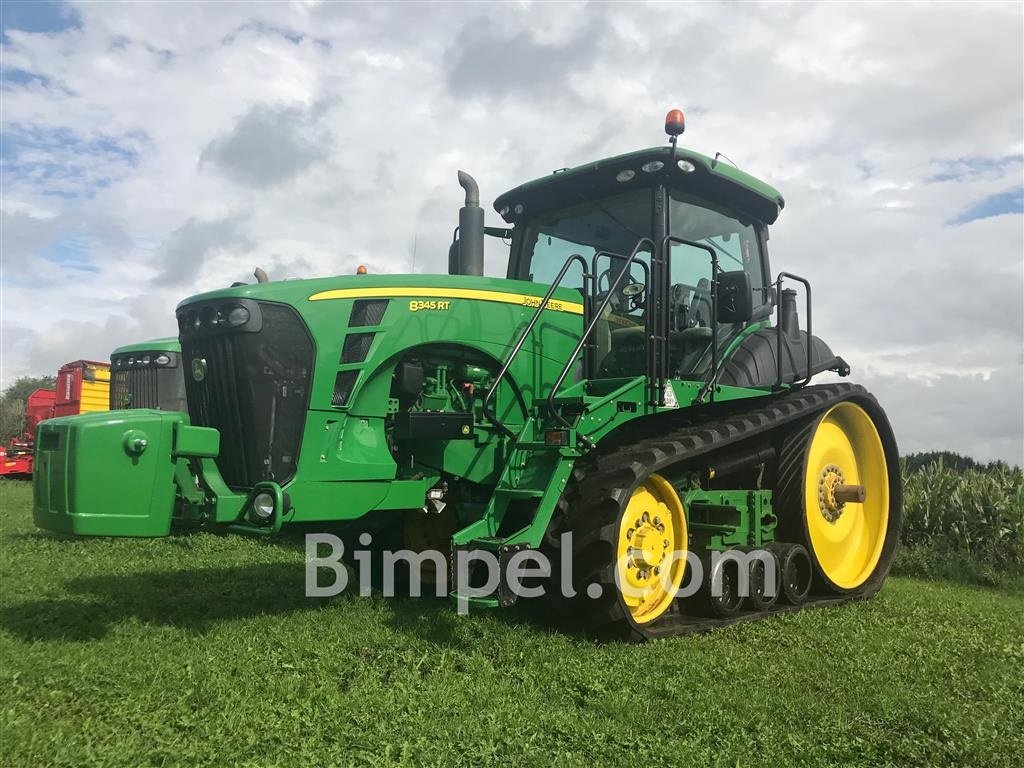 Traktor типа John Deere 8345 RT med bælter luft afjedret undervogn og frontlift, Gebrauchtmaschine в Tønder (Фотография 17)