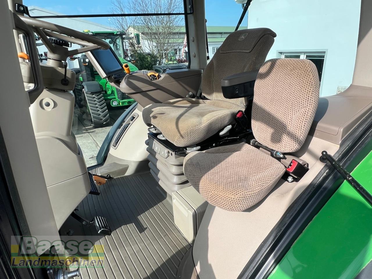 Traktor des Typs John Deere 8345R e23, Gebrauchtmaschine in Holthof (Bild 10)