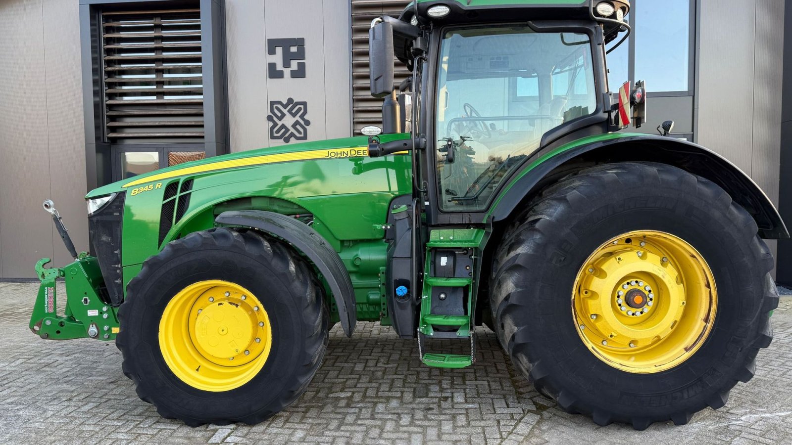 Traktor типа John Deere 8345R  Med FRONT PTO. GPS / AutoTrac klar. Ultimate Edition, Gebrauchtmaschine в Kolding (Фотография 2)