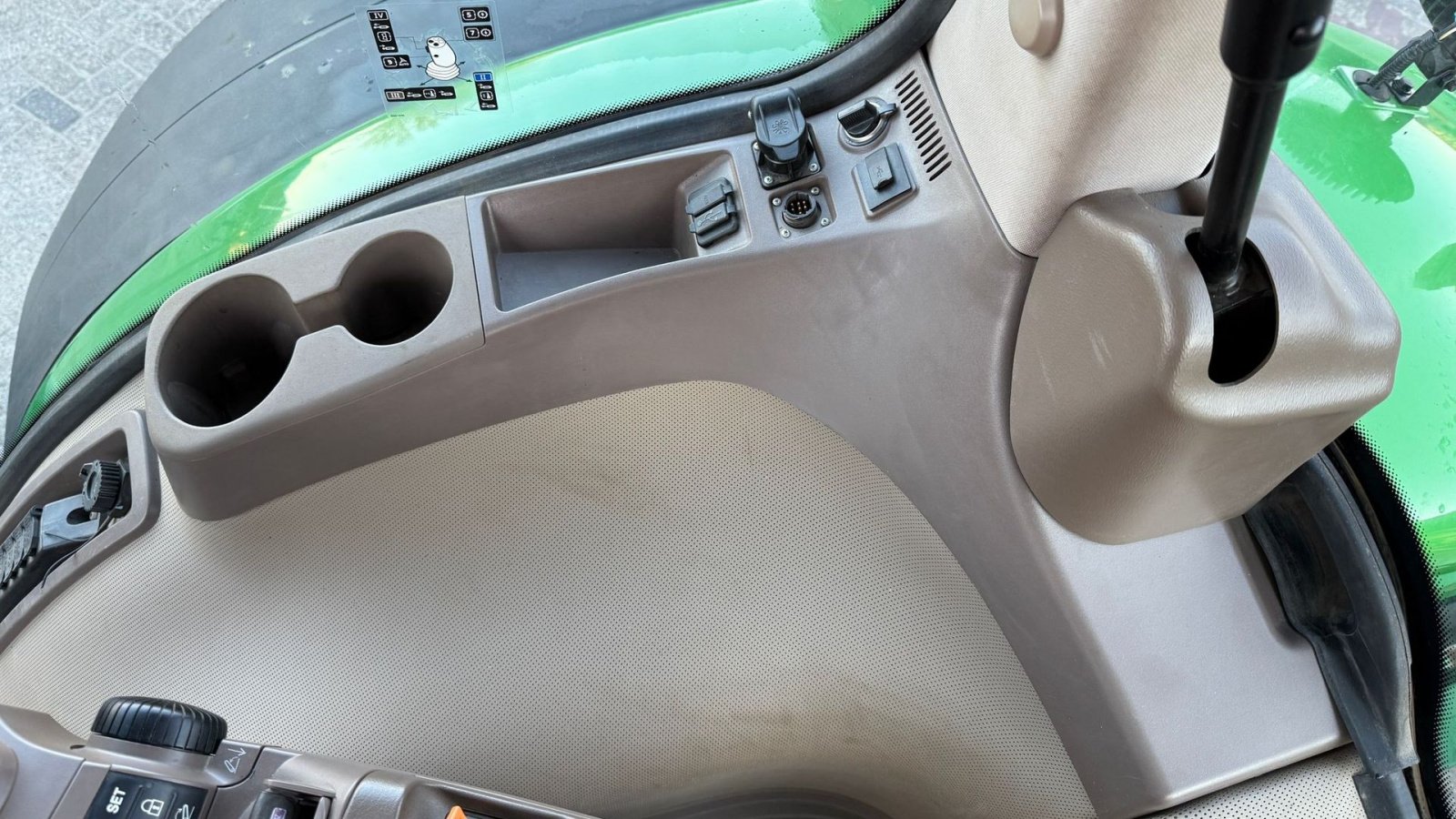 Traktor типа John Deere 8345R  Med FRONT PTO. GPS / AutoTrac klar. Ultimate Edition, Gebrauchtmaschine в Kolding (Фотография 10)