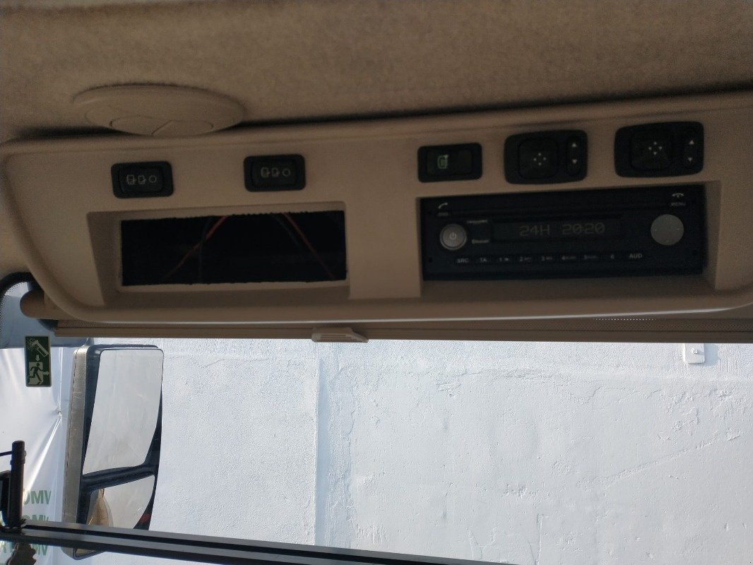 Traktor типа John Deere 8345R (MY18), Gebrauchtmaschine в Plau am See / OT Klebe (Фотография 2)