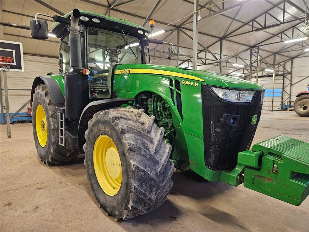 Traktor Türe ait John Deere 8345R Velholdt 1 ejers traktor med StarFire 3000. AutoTrack. Tvillingehjul. Uden AdBlue., Gebrauchtmaschine içinde Kolding (resim 2)