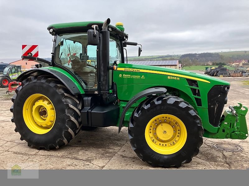 Traktor des Typs John Deere 8345R, Gebrauchtmaschine in Salsitz (Bild 2)