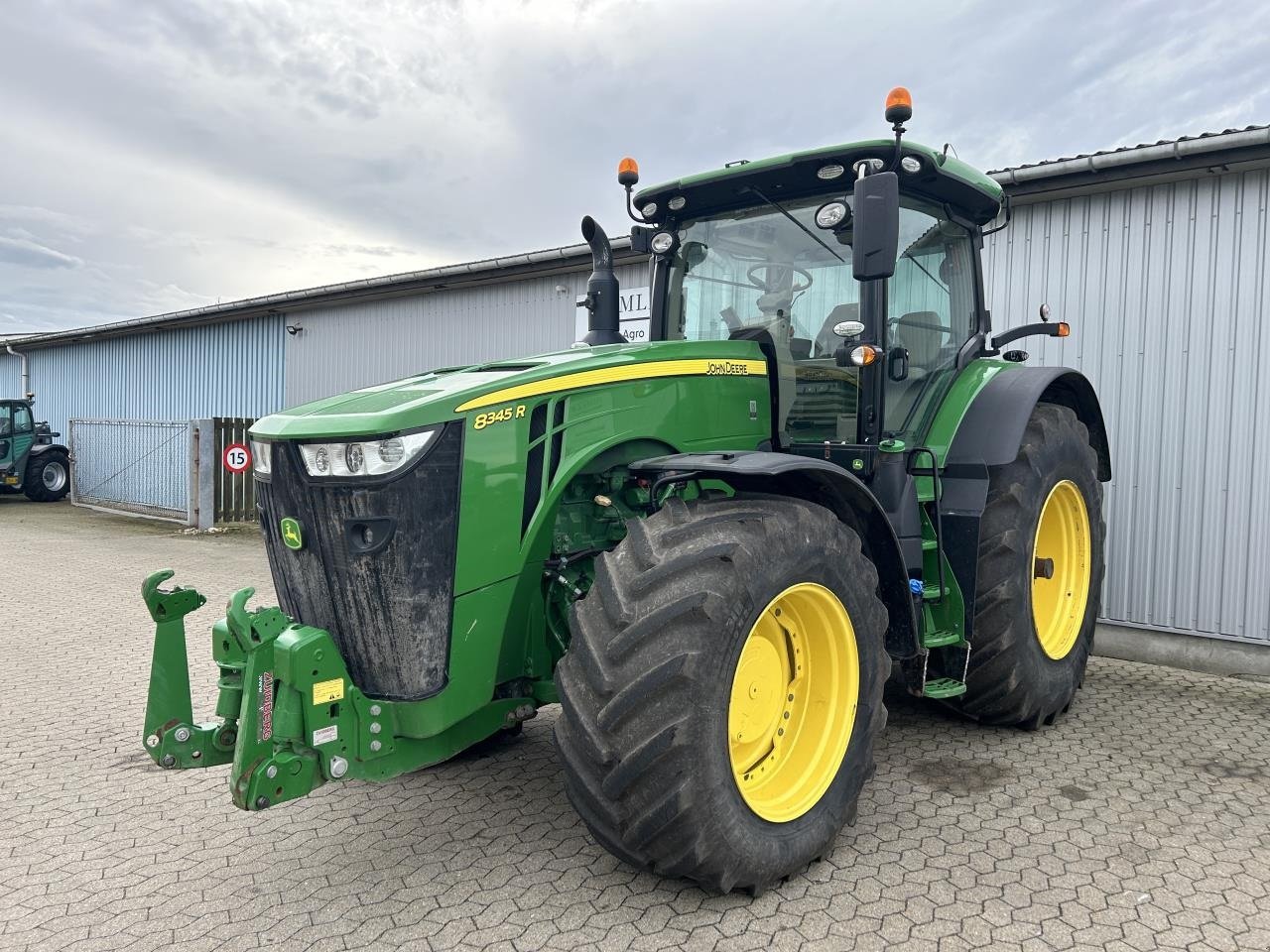 Traktor of the type John Deere 8345R, Gebrauchtmaschine in Næstved (Picture 12)