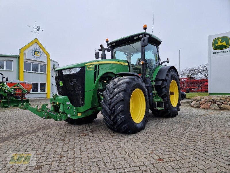 Traktor des Typs John Deere 8345R, Gebrauchtmaschine in Schenkenberg (Bild 1)