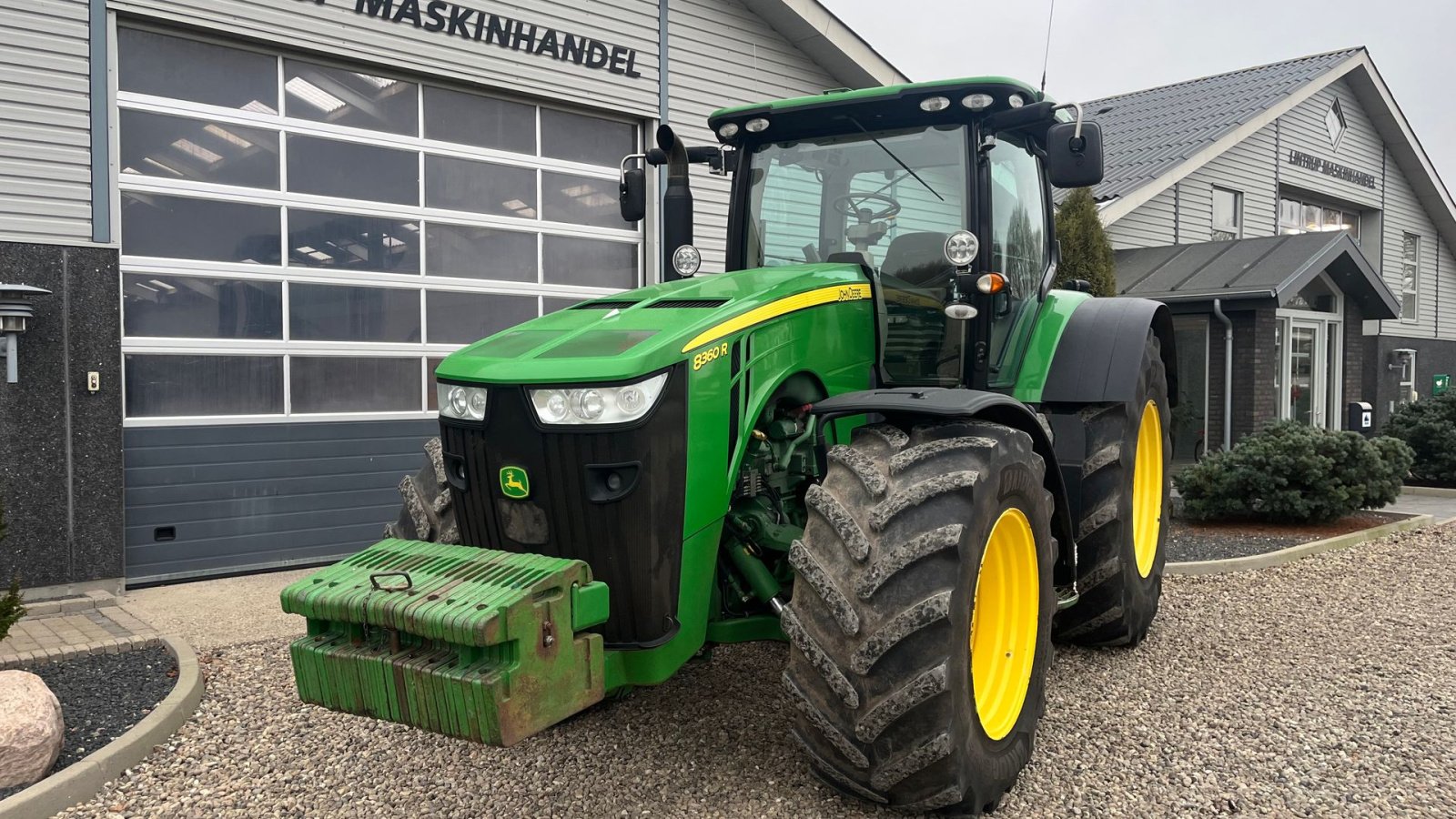 Traktor of the type John Deere 8360R AutoPower og med centralsmørring, Gebrauchtmaschine in Lintrup (Picture 11)
