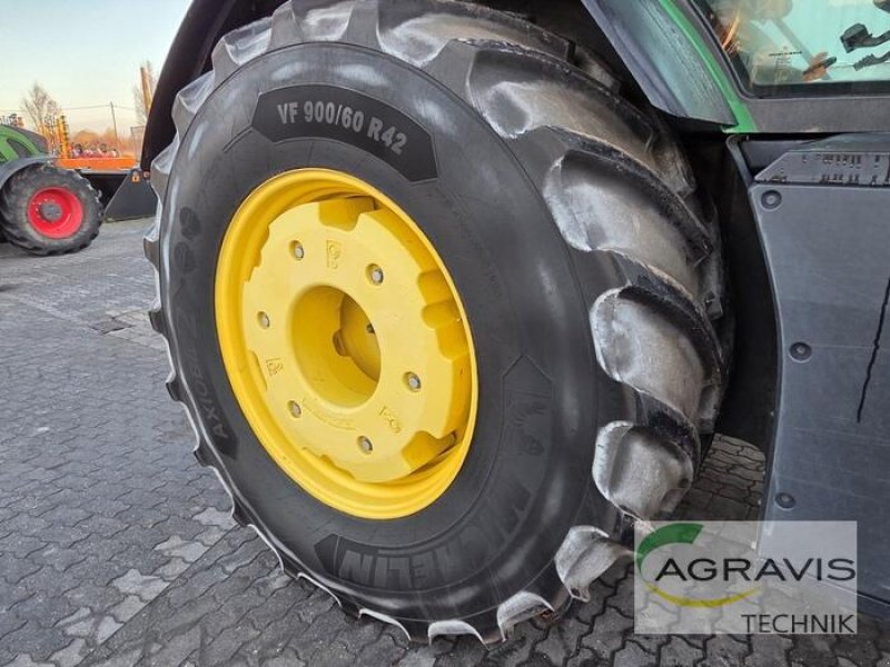 Traktor del tipo John Deere 8370 R Dummy, Neumaschine en Calbe / Saale (Imagen 13)