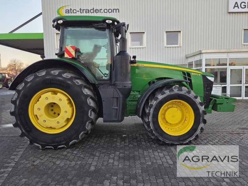 Traktor del tipo John Deere 8370 R Dummy, Neumaschine en Calbe / Saale (Imagen 7)