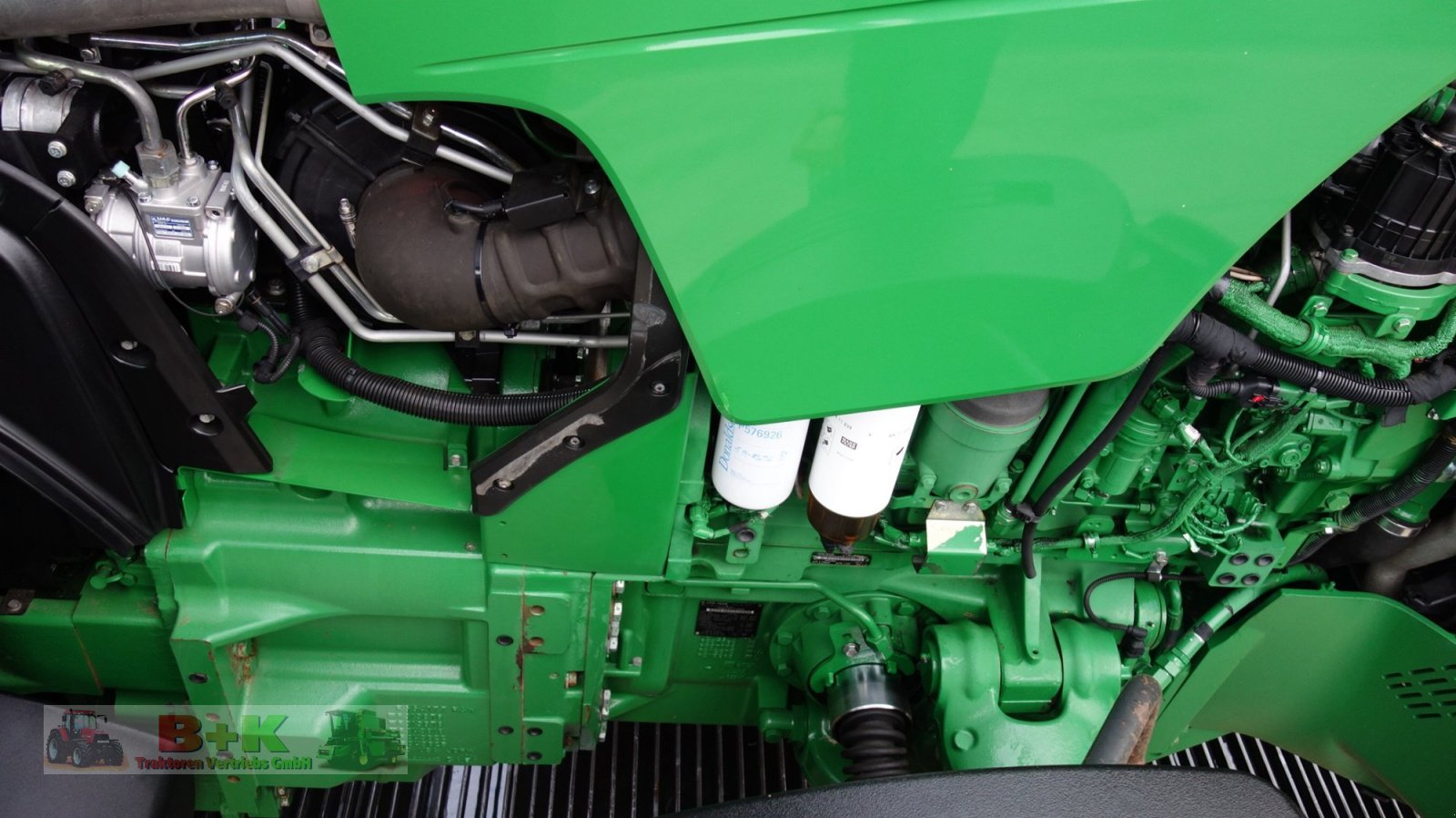 Traktor Türe ait John Deere 8370 R, Gebrauchtmaschine içinde Kettenkamp (resim 22)