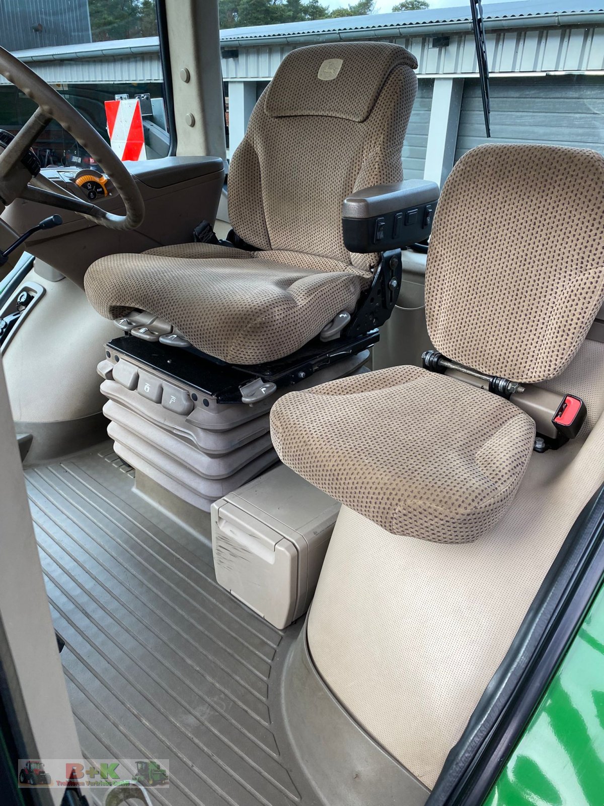 Traktor Türe ait John Deere 8370 R, Gebrauchtmaschine içinde Kettenkamp (resim 24)