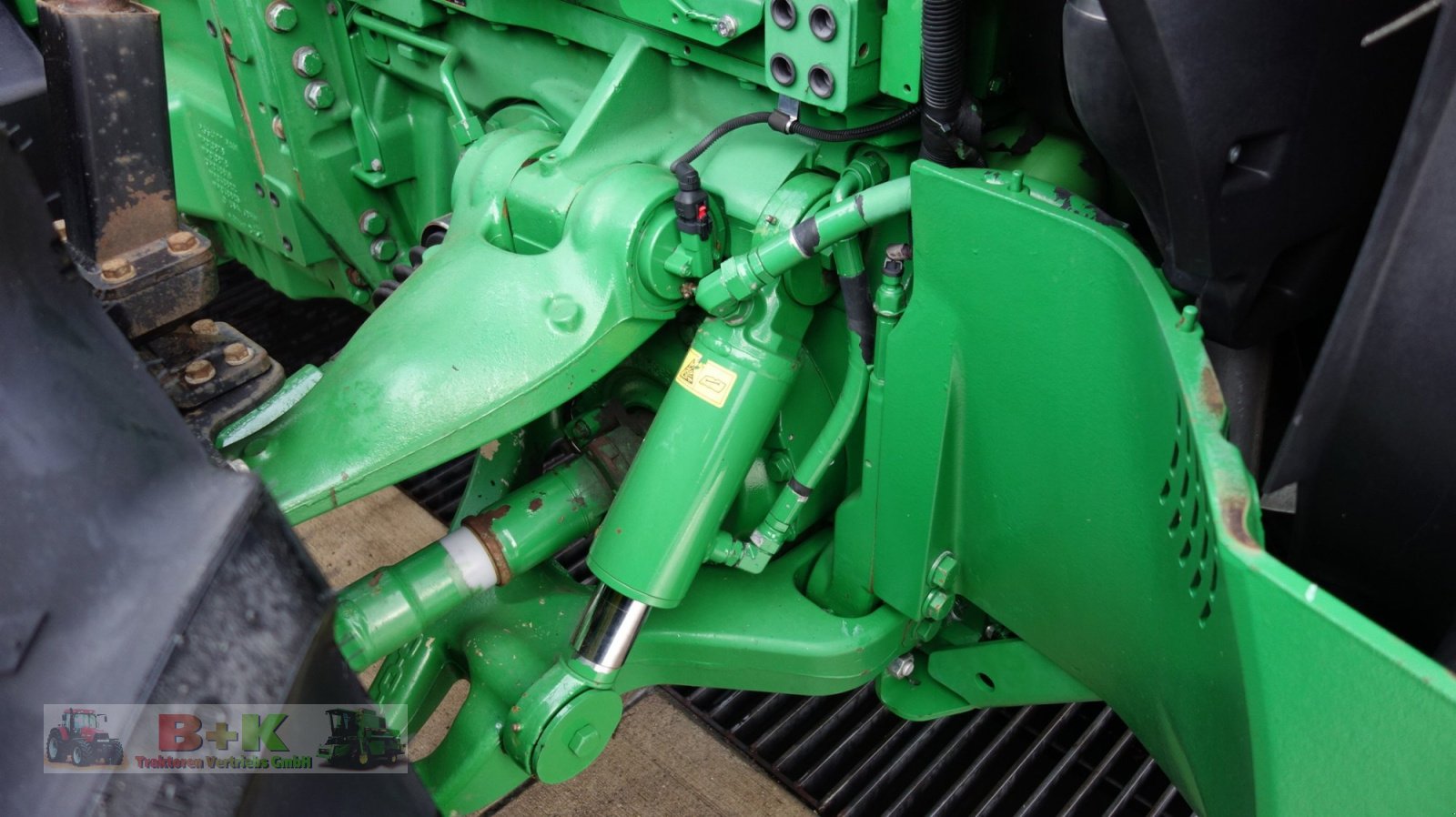 Traktor Türe ait John Deere 8370 R, Gebrauchtmaschine içinde Kettenkamp (resim 18)