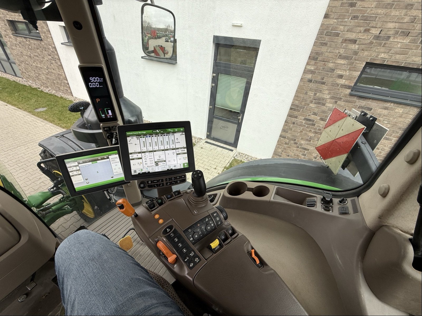 Traktor des Typs John Deere 8370 R, Gebrauchtmaschine in Bad Oldesloe (Bild 13)