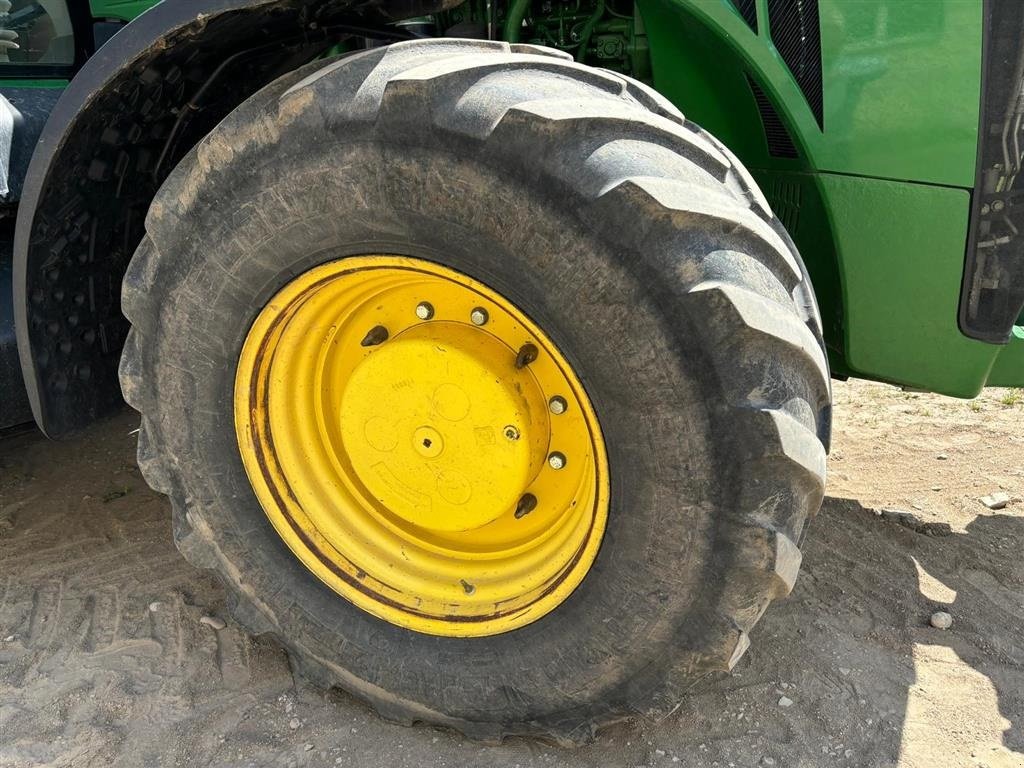 Traktor del tipo John Deere 8370R Affjedret foraksel og kabine. Hitch krog. Auto steer ready. Luftbremser. Mange paa lager., Gebrauchtmaschine en Kolding (Imagen 11)