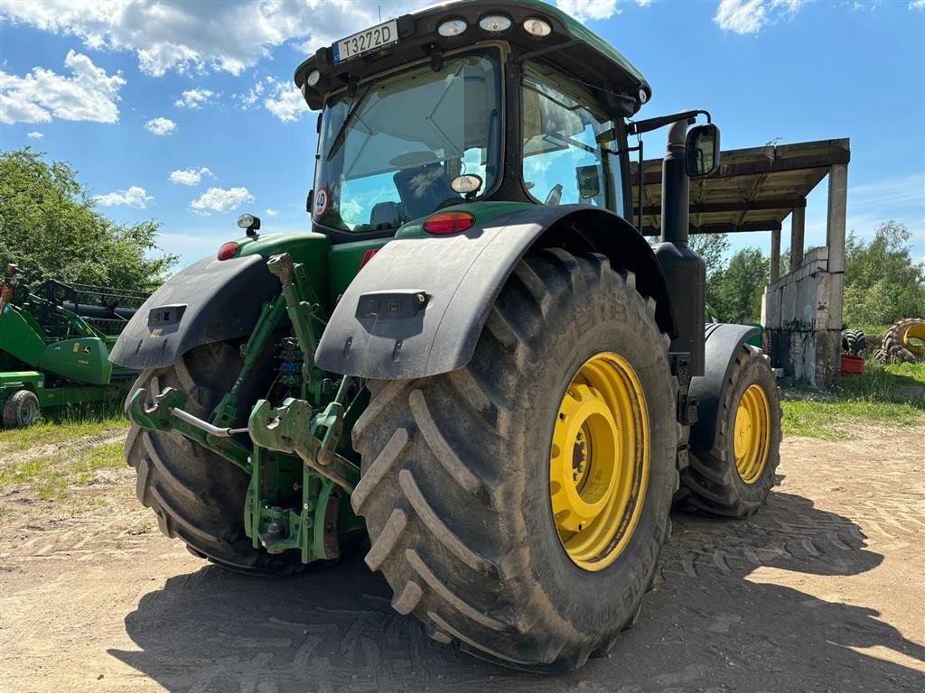 Traktor del tipo John Deere 8370R Affjedret foraksel og kabine. Hitch krog. Auto steer ready. Luftbremser. Mange paa lager., Gebrauchtmaschine en Kolding (Imagen 5)