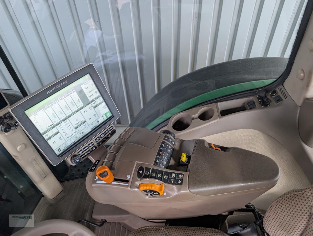 Traktor typu John Deere 8370R  AP40, Gebrauchtmaschine v Bad Wildungen - Wega (Obrázek 4)