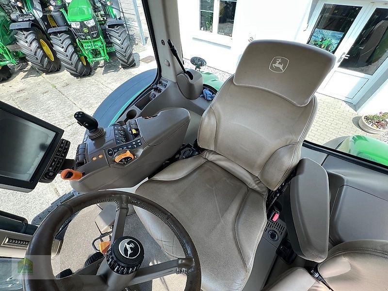 Traktor του τύπου John Deere 8370R E23 *Motor bei 6500BH neu*, Gebrauchtmaschine σε Salsitz (Φωτογραφία 12)