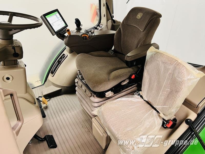 Traktor от тип John Deere 8370R E23 PowerShift, Gebrauchtmaschine в Sülzetal OT Altenweddingen (Снимка 9)
