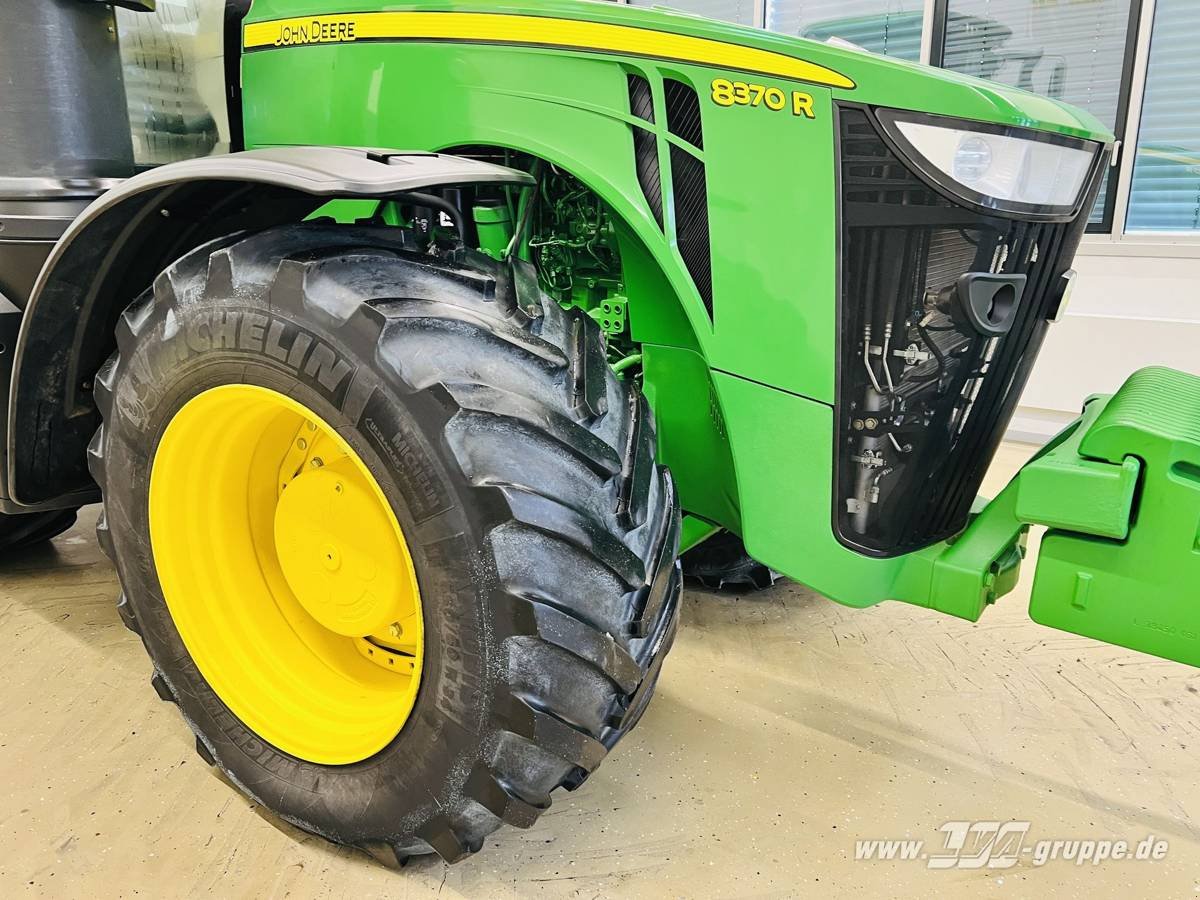 Traktor typu John Deere 8370R E23 PowerShift, Gebrauchtmaschine v Sülzetal OT Altenweddingen (Obrázok 17)