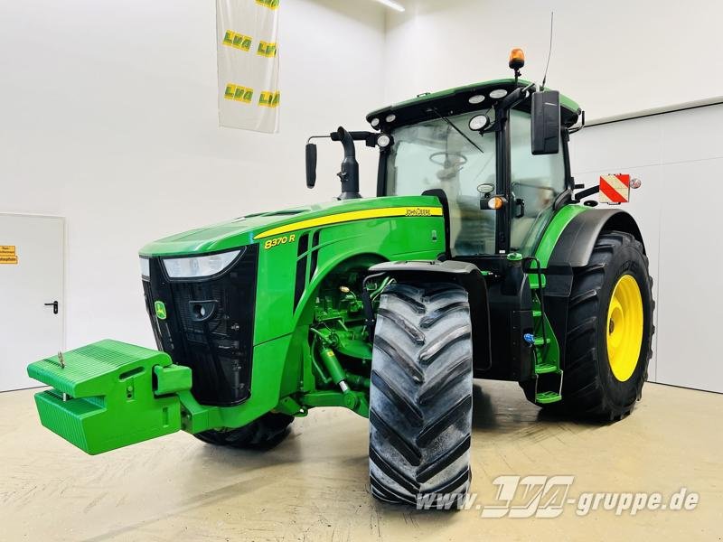Traktor типа John Deere 8370R E23 PowerShift, Gebrauchtmaschine в Sülzetal OT Altenweddingen (Фотография 1)