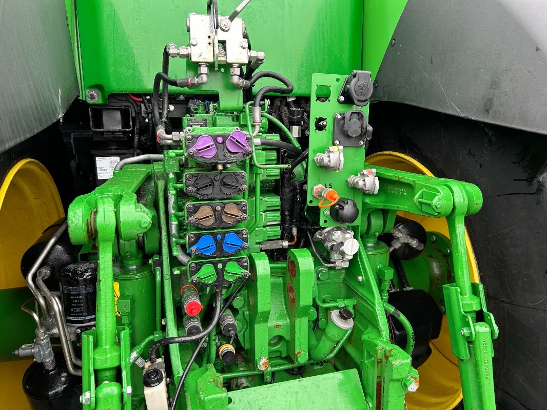 Traktor van het type John Deere 8370R e23, Gebrauchtmaschine in Sittensen (Foto 16)