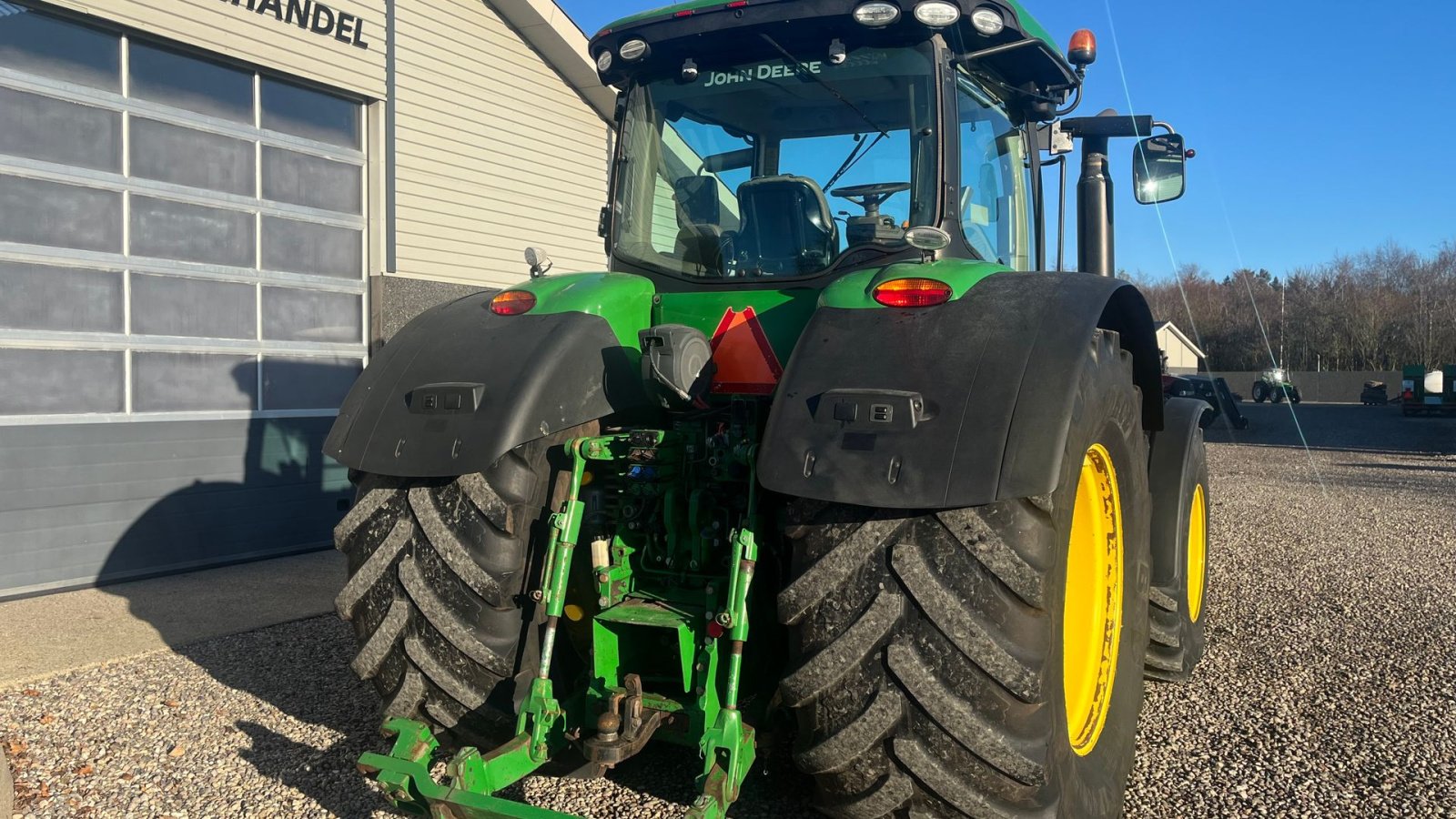 Traktor of the type John Deere 8370R Med frontlift og fuld servicehistorik, Gebrauchtmaschine in Lintrup (Picture 15)
